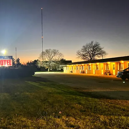 Oyo Hotel Prairie Winds Carthage Keokuk Hwy 136